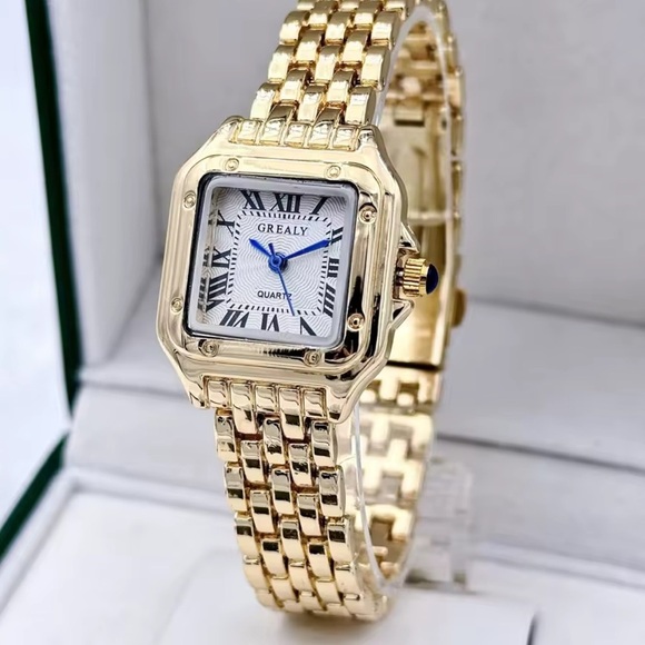 Panthere Classic Square Gold Women\'s Watch main image 12